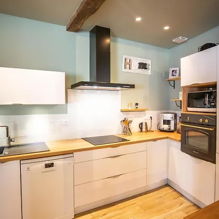 Ou De Caractere Avec Jaccuzi Piscine *