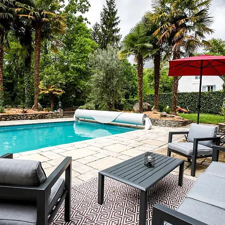 Ou De Caractere Avec Jaccuzi Piscine بيت للعطل *