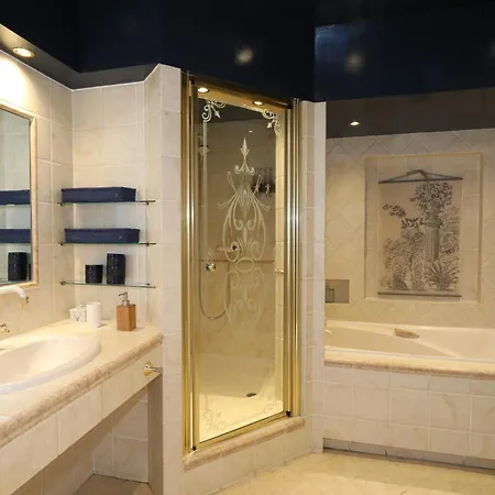 Ou De Caractere Avec Jaccuzi Piscine * Argeles-Gazost