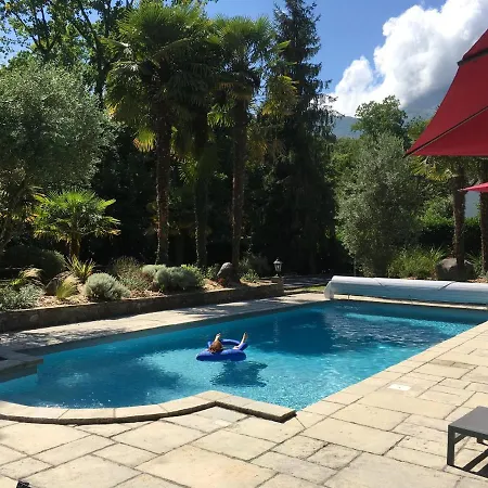 Ou De Caractére Avec Jaccuzi Piscine Casa vacanze *