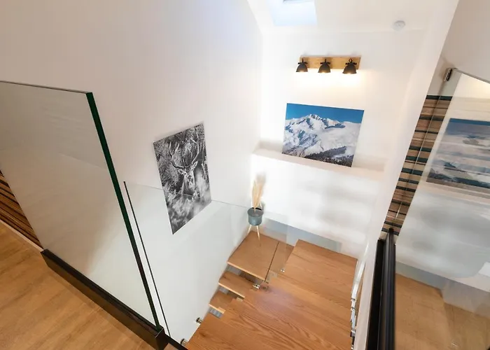 Ou De Caractere Avec Jaccuzi Piscine 펜션 *