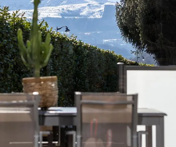 بيت للعطل Ou De Caractere Avec Jaccuzi Piscine